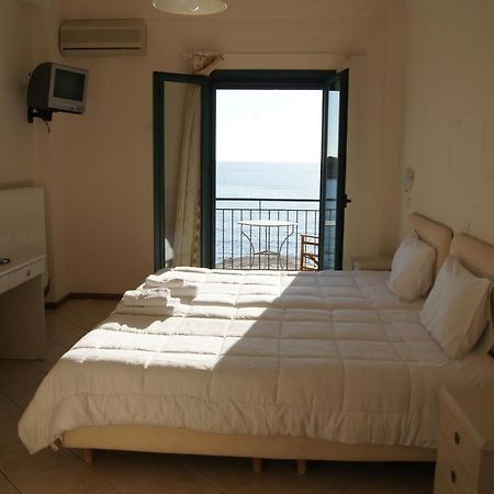 Gorgones, Sea-Front, Great View Aparthotel Kardhamili Bagian luar foto
