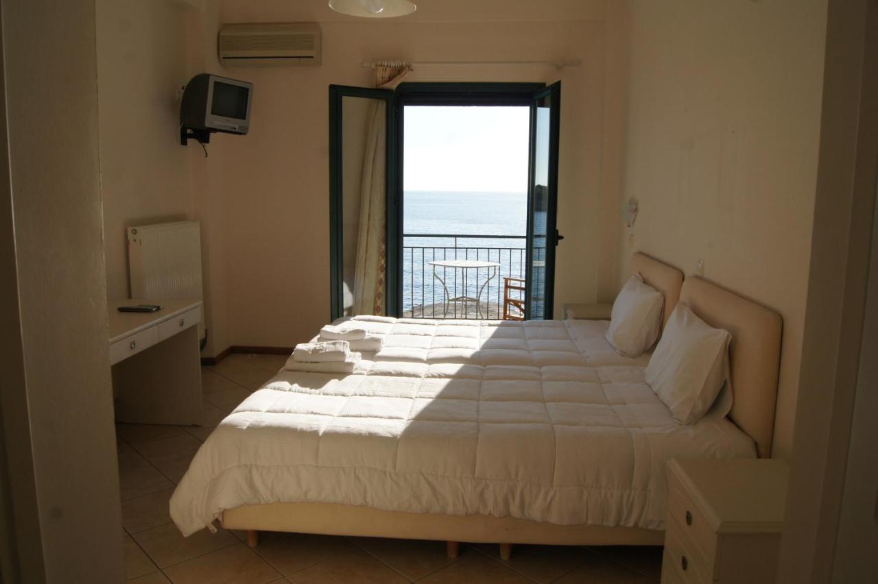 Gorgones, Sea-Front, Great View Aparthotel Kardhamili Bagian luar foto