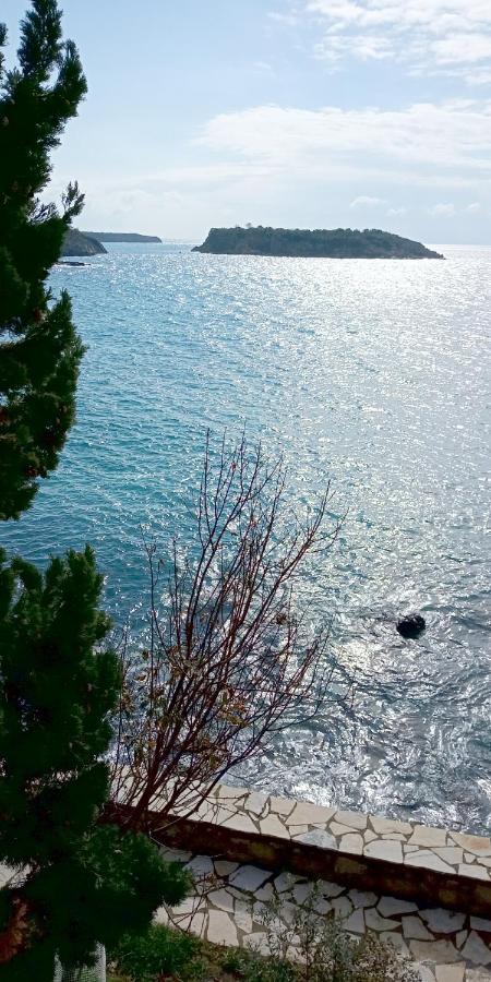 Gorgones, Sea-Front, Great View Aparthotel Kardhamili Bagian luar foto